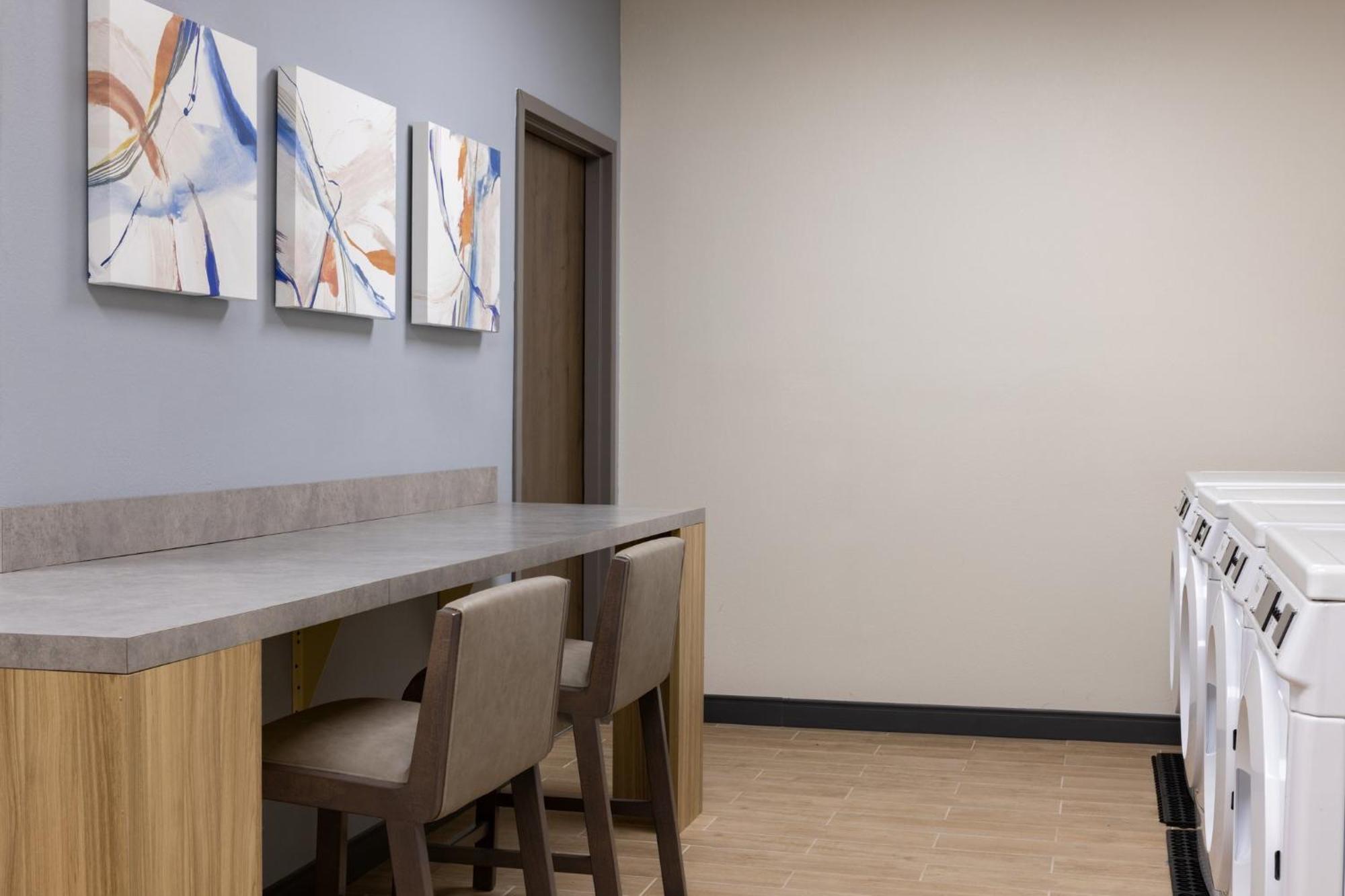 Candlewood Suites Miami - Doral By Ihg Tamiami المظهر الخارجي الصورة
